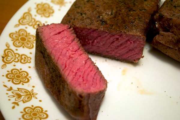 Beef-cooked-sous-vide-2.jpg